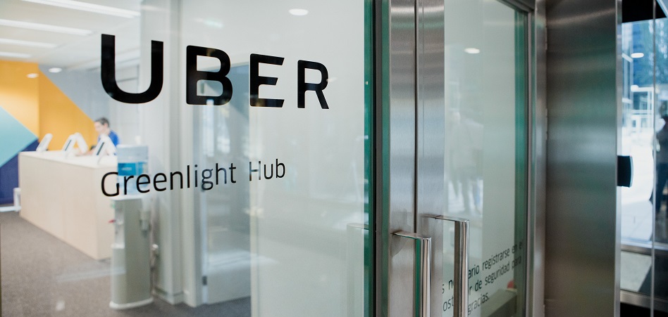 Uber inaugura su primer Greenlight Hub en España